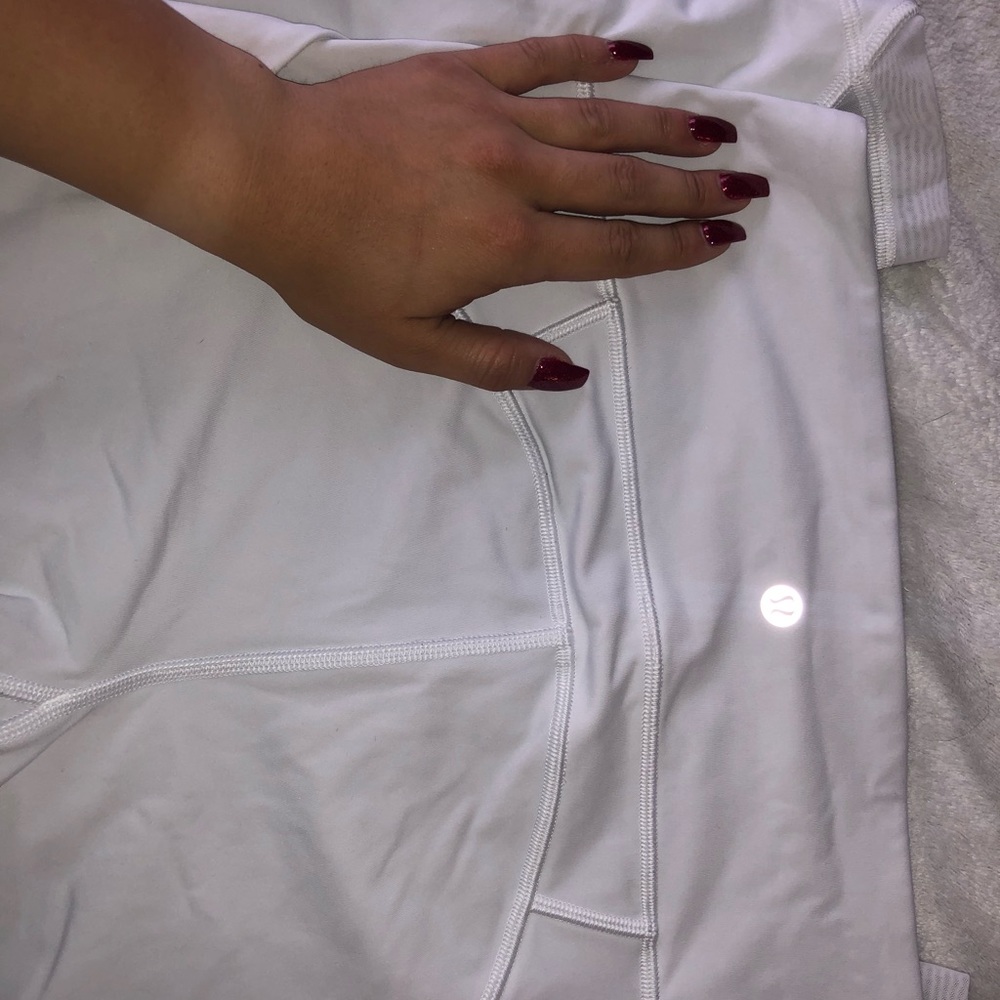 Lululemon White Capris
